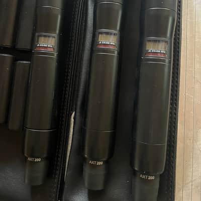 SHURE Axient Wireless Microphone System - Turn Key (10 Channels) - AXT image 9