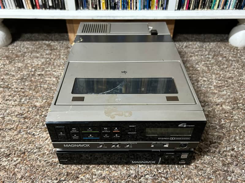 Vintage Magnavox VR8458SL01 Portable VHS Player w/ Tuner Adapter Dock TESTED ✅ image 1