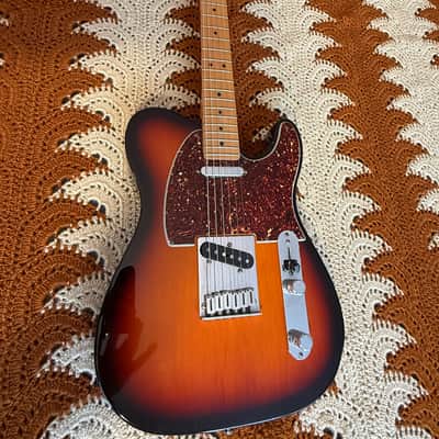 Fender American Standard Telecaster with Maple Fretboard 1998 - 2000 3-Color Sunburst image 1