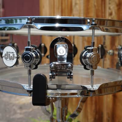 DW Design Series | Seamless Clear Acrylic Shell 10 Lug | 6x14 Snare Drum 2025 Model image 5