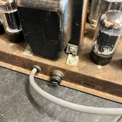Supro Taurus S6625 Guitar/Bass Amplifier Head 1960s image 19