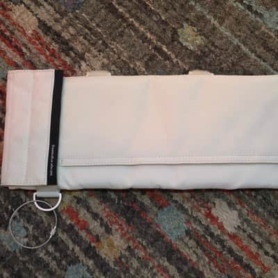 Teenage Engineering OP-1 Field with Field BAG! Portable Synthesizer Workstation 2022 - Present - White image 5
