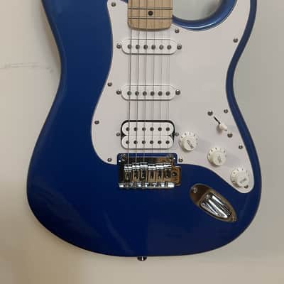 Fender Stratocaster 2020-2023 - Blue image 1