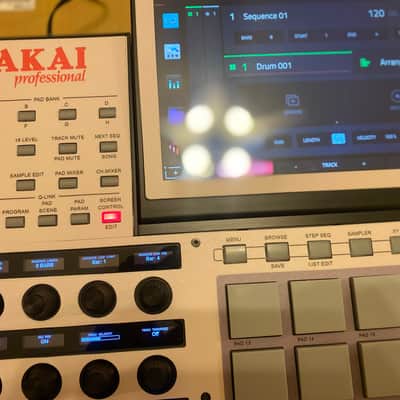 Akai MPC X Standalone Sampler / Sequencer 2017 - Present - Black image 13