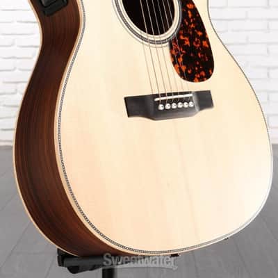 Larrivee OMV-40RE Legacy Series Acoustic-electric Guitar - Natural (OMV40REd1) image 1