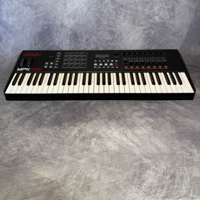 Akai Professional MPK261 61-Key USB MIDI Keyboard Controller - Excellent Condition image 2