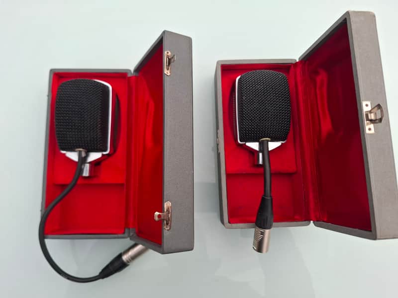AKG / EAG D5 pair like D12 image 1