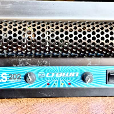 Crown XLS 202 2-Channel Power Amplifier 2000s - Black image 2