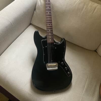 Fender Musicmaster with Rosewood Fretboard 1977 - 1980 - Black image 2