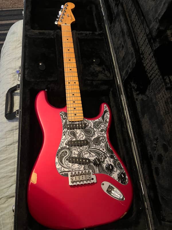 Fender Standard Stratocaster with Maple Fretboard 2009 - 2017 - red image 1