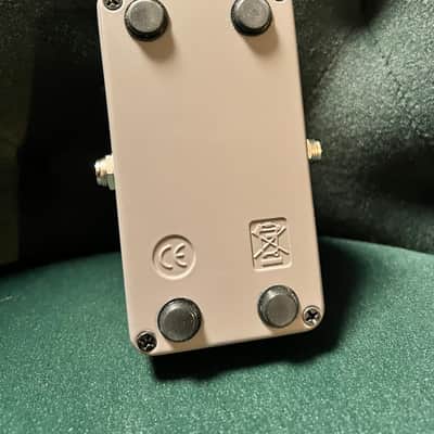 Electro-Harmonix Ripped Speaker - Grey image 4
