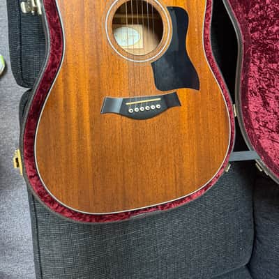 Taylor 320e 2013 image 2