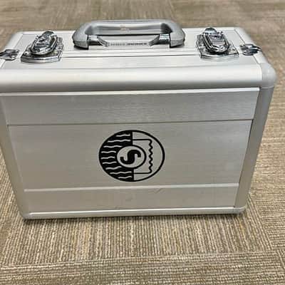 Shure KSM44 Large Diaphragm, Side Address, Condenser Microphone w/ Case, Shockmount, Excellent Condition image 11