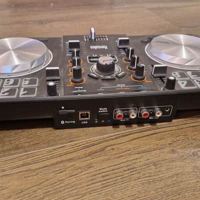 Hercules Universal DJ Controller 2010s - Black image 2