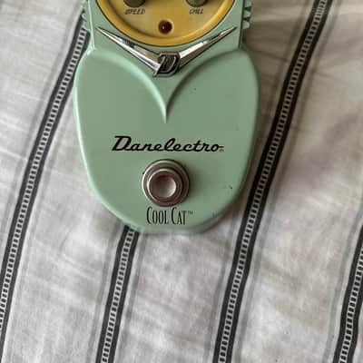Danelectro Cool Cat Chorus 2000s - Blue image 1