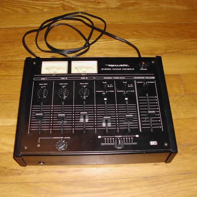 Realistic Stereo Mixing Console image 1