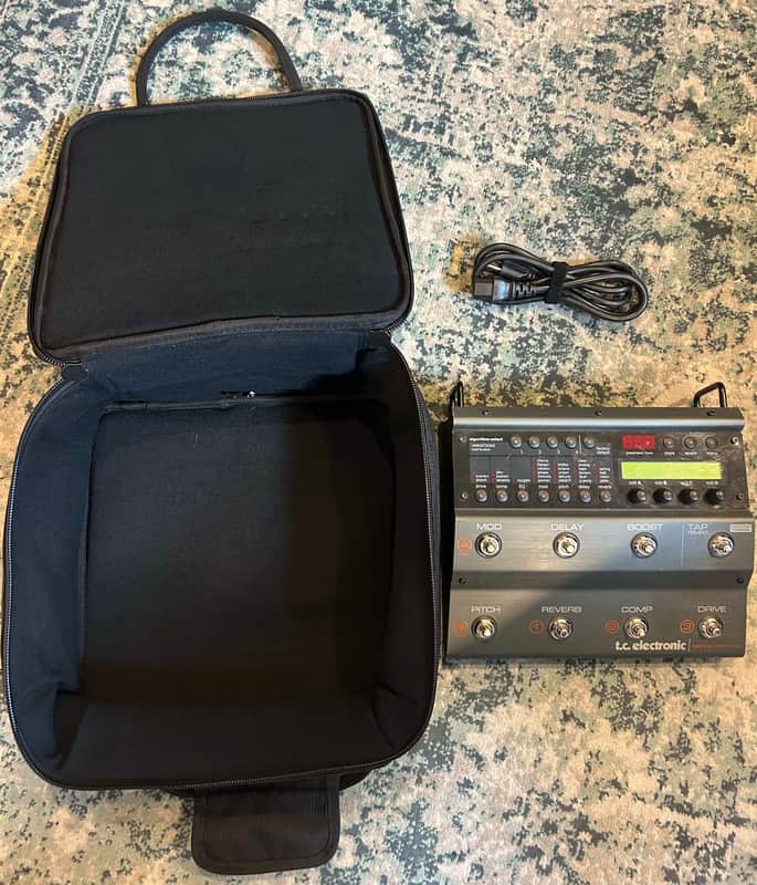 TC Electronic Nova System — Analog Drive w/ Digital Multi FX — w/ Gator MixerBag image 1