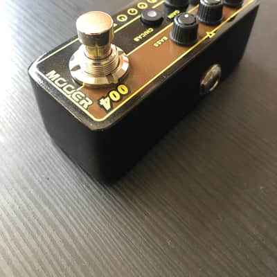 Mooer 004 Day Tripper Micro Preamp 2010s - Black/Brown image 2