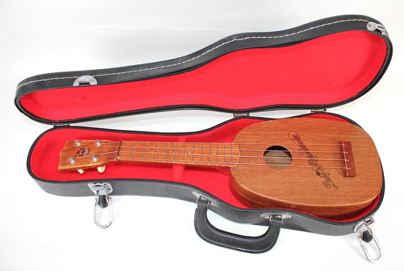 Duke Kahanamoku Soprano Pineapple Ukulele