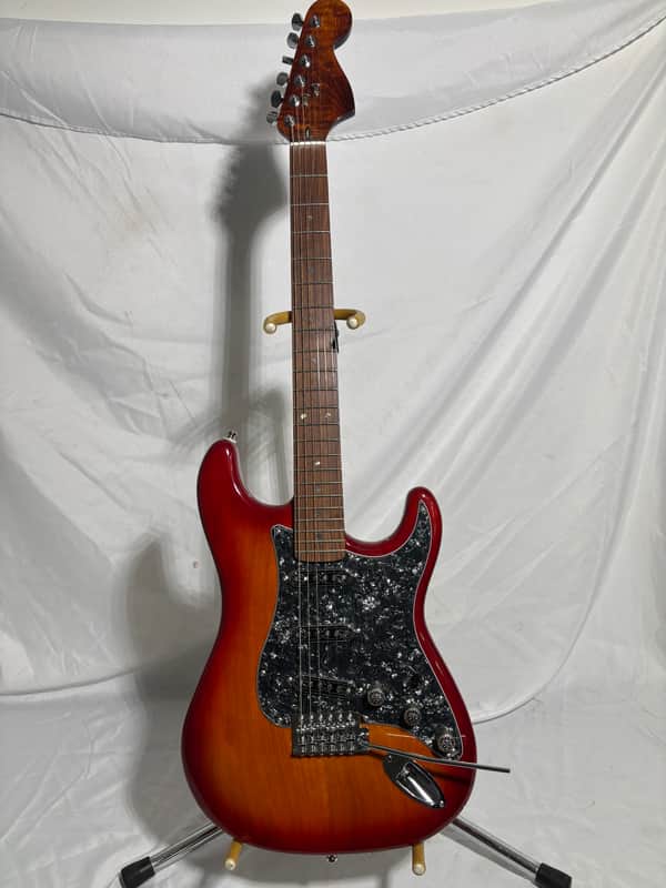 Partscaster Strat Style guitar 2025 - sienna burst image 1