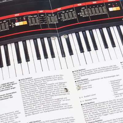 Roland Juno-60 synthesizer original brochure in German image 3