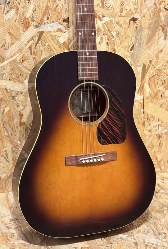 Atkin J43 'The Forty Three' - Sunburst, Aged Nitro Inc. Case