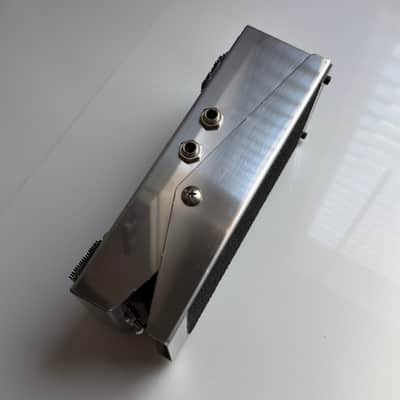 A3 Custom Volume Mini - 250k - Side Jacks image 4