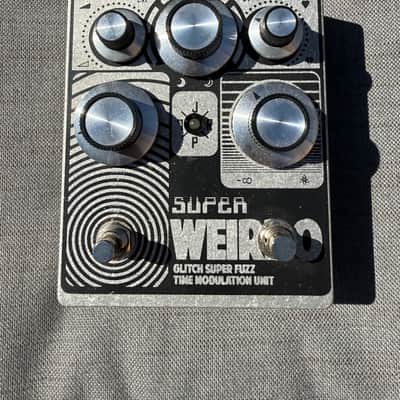 JPTR FX Super Weirdo - Fuzz Modulator Pedal | Reverb