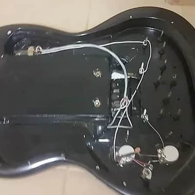 1983 GIBSON SG USA - RARE SEMI BODY image 3