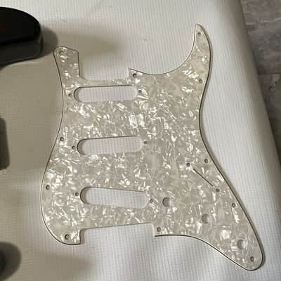 1996 USA Fender American Stratocaster 3TS 3 Tone Sunburst Guitar Body 2 Post Tremolo Ready image 2