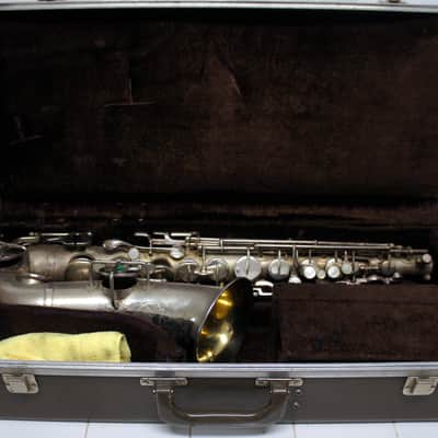 Buescher True-Tone Low Pitch Series IV Alto Sax 1929 Silver (with case) image 1