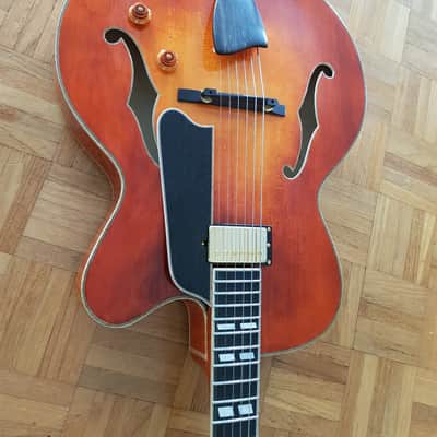 2015 Eastman   AR580CE HB  Honeyburst image 2