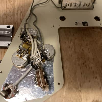 Gibson Custom Shop '67 Flying V Reissue pickups with Maestro Vibrola 2021 - Present - image 3