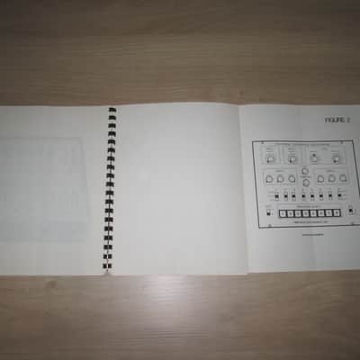 Oberheim 4-voice Original Manual - Extremely Rare - Synthesizer Catalog/Brochure image 4