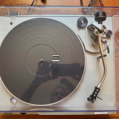 Technics SL-D2 Direct Drive Vintage Turntable image 2