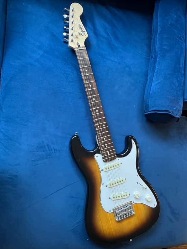 Squier 3/4 Stratocaster image 1