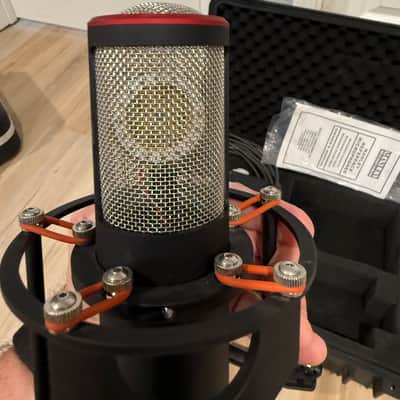 Manley Labs Reference Cardioid Large Diaphragm Tube Condenser Microphone 2010s - Black image 8