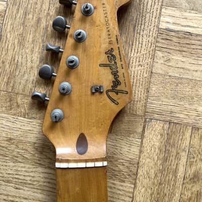 Fender Stratocaster 1983 - 2 Tone Sunburst image 10