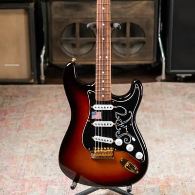 Fender Stevie Ray Vaughan Stratocaster with Hardshell Case - Used image 2