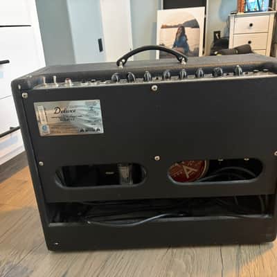 Fender Deluxe 40-Watt 1x12" Tube Combo image 4