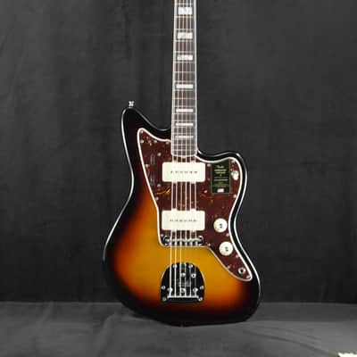 Mint Fender American Vintage II 1966 Jazzmaster Rosewood Fingerboard 3-Color Sunburst image 2