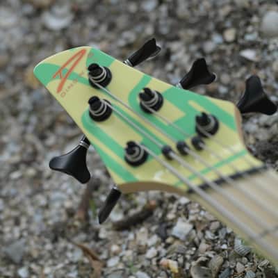 Dingwall John Taylor Signature 5-string - Primrose image 12