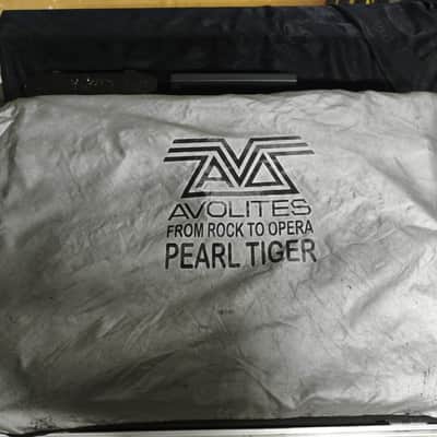 Avolites Pearl 2008 Moving Light Controller Lighting Console in Flightcase image 4