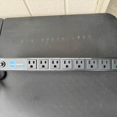 Live Wire PC900 9-Outlet Power Conditioner image 3