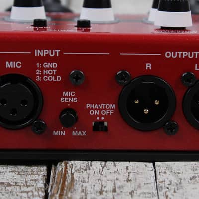 Boss VE-22 Vocal Performer Effects Processor Vocal Effects and Looper Pedal image 9