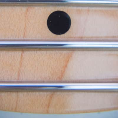 Fender American Professional Stratocaster with Maple Fretboard 2017 - 2019 - Sienna Sunburst image 9