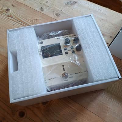 Boss DD-500 Digital Mega Delay Pedal with original box, excellent condition image 12