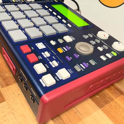 Akai MPC1000 - Blue 128MB RAM w/ CF Card image 4