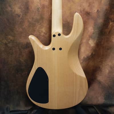Fodera Monarch 4 Standard P image 5