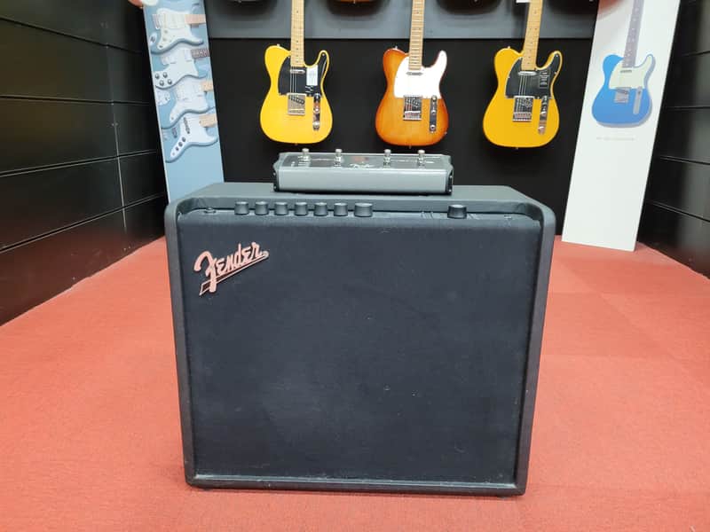 Fender Mustang GT 100 100-Watt 1x12" Modeling Guitar Combo + FS MGT4 2017 - 2018 - Black image 1